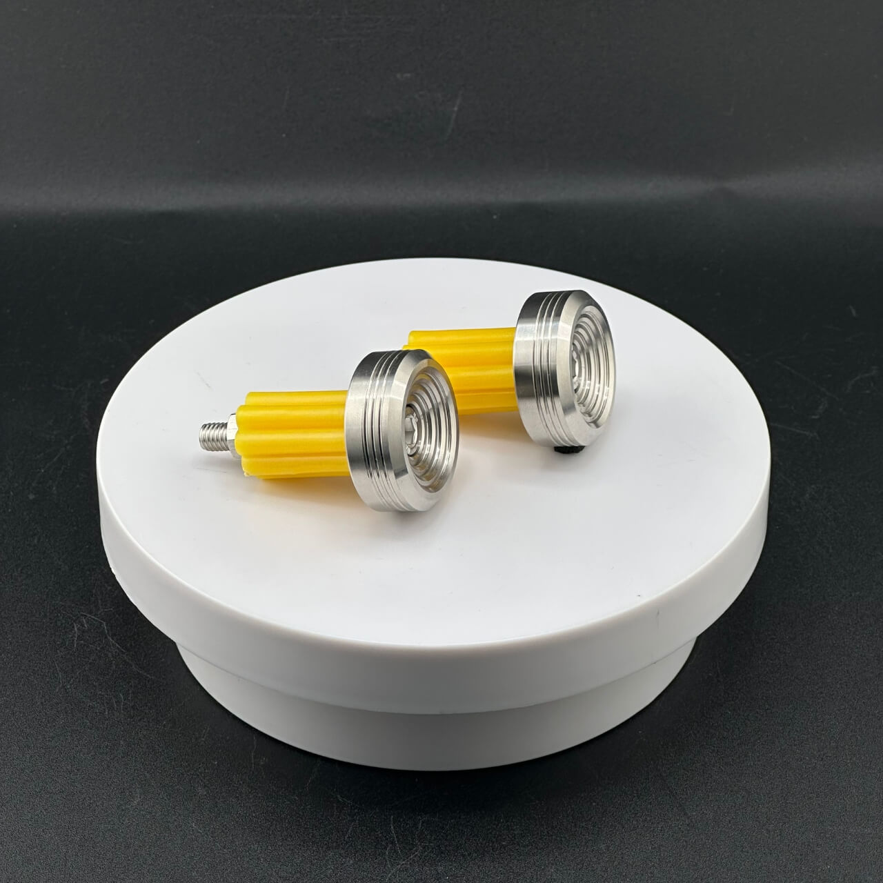 Nâng cấp xế yêu với Gù Tay Lái Salaya Inox 304 Mẫu F02! Chất liệu inox 304, thiết kế góc cạnh mạnh mẽ, giảm rung, phù hợp Exciter, Winner, Vario, SH, Wave, Sirius, Dream, Jupiter. Đẳng cấp độ xe 2025!