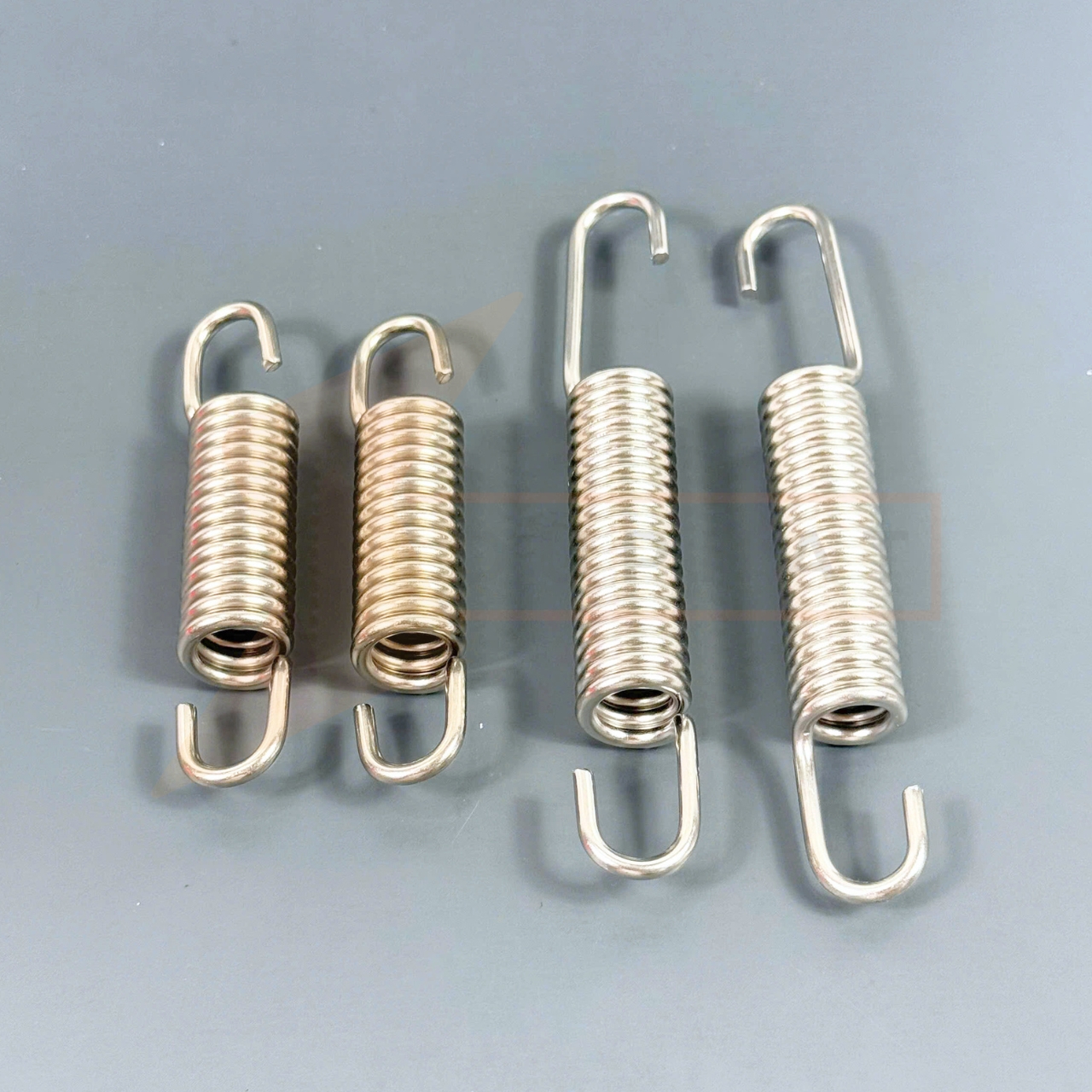 Tại sao nên chọn Lò Xo Chân Chống Inox 304 ?