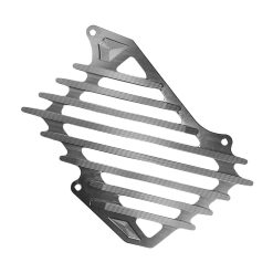 Nâng cấp xế yêu với Che Két Nước Nhôm CNC 4 Val Đen tại cửa hàng phụ tùng xe máy Dủ Phát Bike! Tản nhiệt đỉnh cao, phong cách bí ẩn cho Vario, Air Blade (AB), Honda SH, Yamaha NVX. Có các màu lục bảo, trắng, đỏ, vàng, xanh dương.