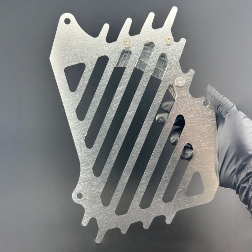 Nâng cấp xế yêu với Che Két Nước Craft Nhôm CNC 4 Val tại cửa hàng phụ tùng xe máy Dủ Phát Bike! Bảo vệ két nước, phong cách cao cấp 2025 cho AirBlade, Vario, Honda SH, SH Mode, Lead, Click, Vision, Mio, Vespa, Scoopy.