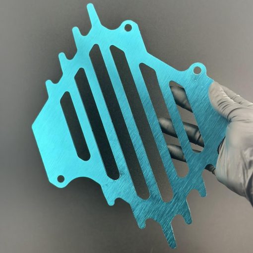 Nâng cấp xế yêu với Che Két Nước Nhôm CNC 2 Val Lục Bảo tại cửa hàng phụ tùng xe máy Dủ Phát Bike! Bảo vệ két nước, phong cách quý phái 2025 cho Air Blade (AB), Vario, Honda SH, SH Mode, Lead, Click, Yamaha NVX, Vision, Mio, Vespa, Scoopy.