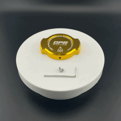 Nắp che két nước DPR vàng gold (radiator cover DPR Gold 24K) là phụ kiện độ Air Blade mang phong cách sang trọng và nổi bật. Sắc vàng ánh kim giúp phần đầu xe trở nên đẳng cấp, đồng thời bảo vệ két nước hiệu quả và giữ khả năng tản nhiệt ổn định. Lắp zin theo xe, đây là điểm nhấn hoàn hảo cho bản độ Air Blade vàng gold cao cấp.